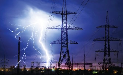 Difference between Lightning vs Lightning Arrester in Electrical Systems 