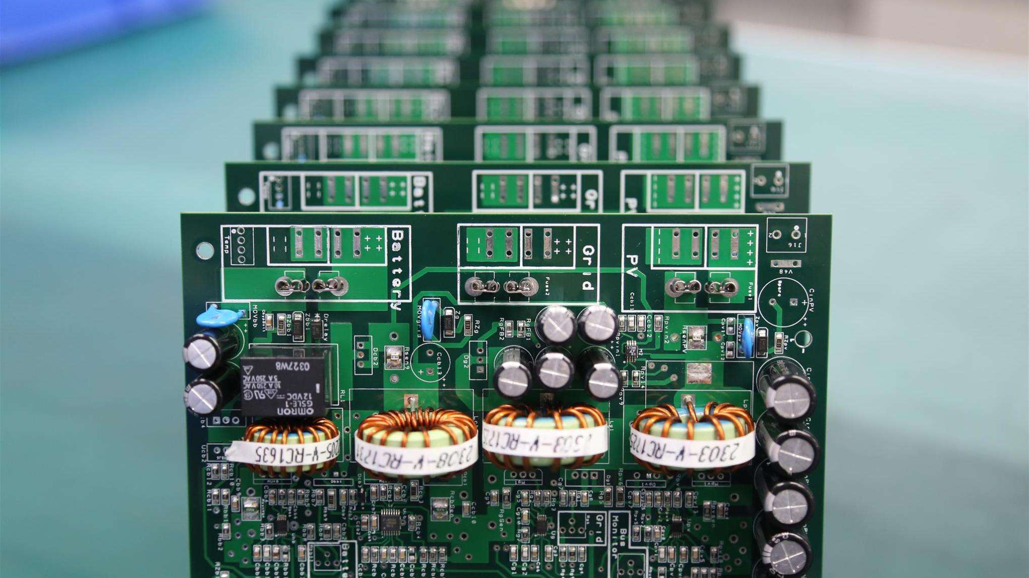 Follow these key Factors by PCBGOGO Before Moving to PCB Assembly Process